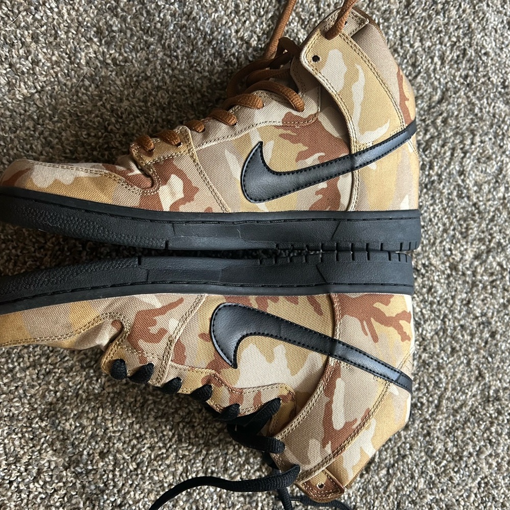 Nike Men's Camouflage High-Top Sneakers